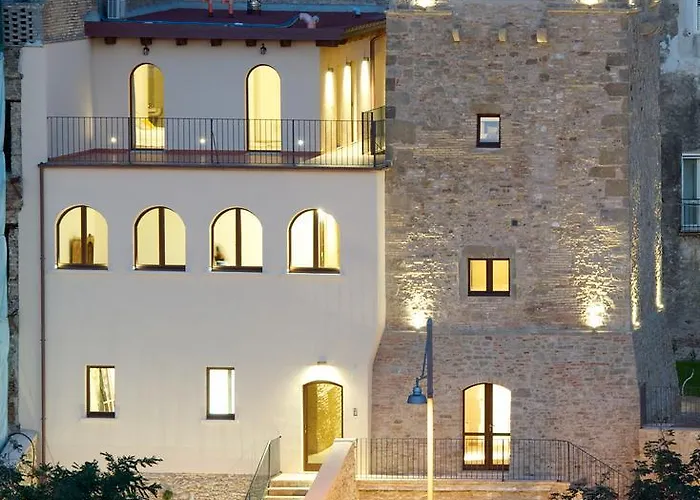  Torre Della Loggia - Dimora Storica