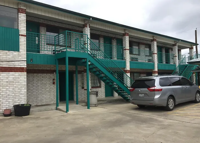 Trip to College Garden Inn