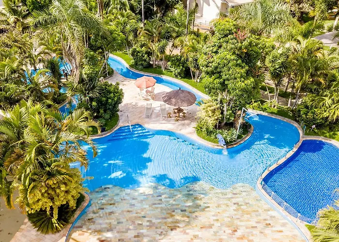 Hotel com parque aquático: Hotel Mil Flores