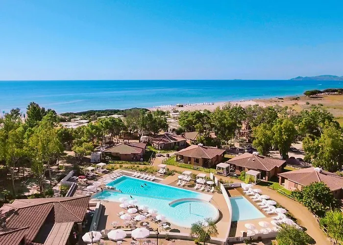 Hotel con piscina: Tiliguerta Glamping&Camping Village