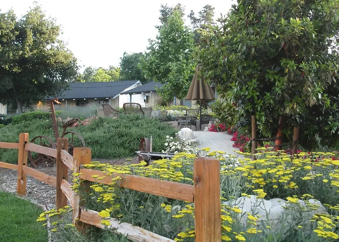 Cheap hotels Farmhouse