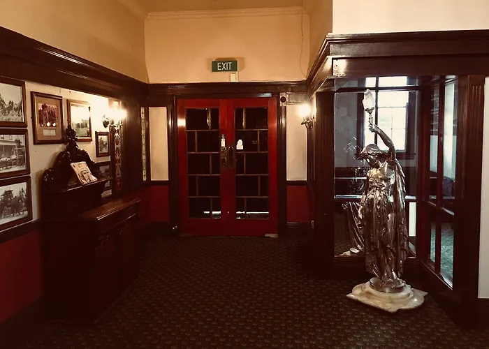 Cheap hotel: The Kamo Hotel