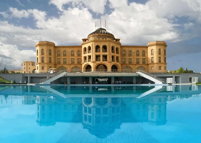 Luxury hotel only: Latar Hotel Complex