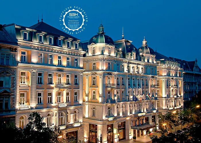 Strandhotel: Corinthia Budapest