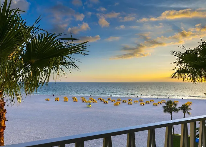 Hotel: Alden Suites - A Beachfront Resort