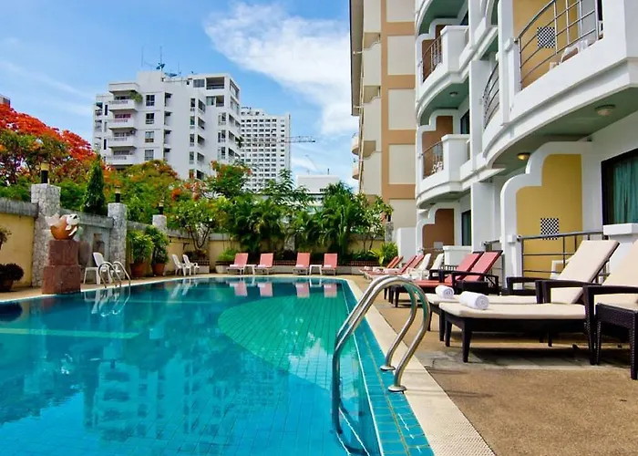 3 star hotel: 