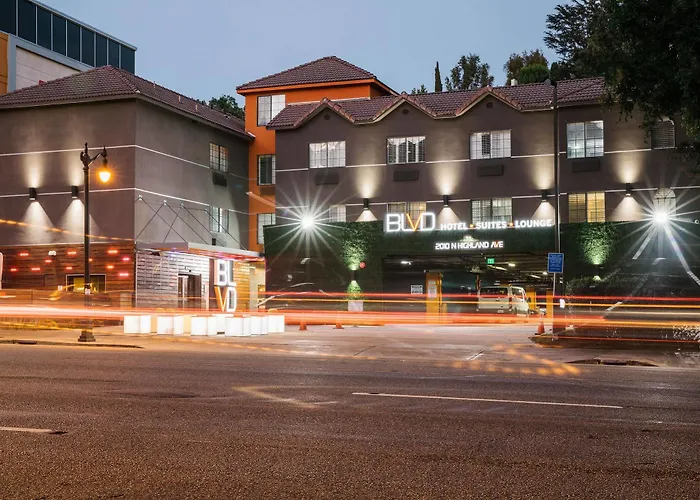 4 star hotel: Blvd Hotel & Suites - Walking Distance To Hollywood Walk Of Fame (Adults Only)