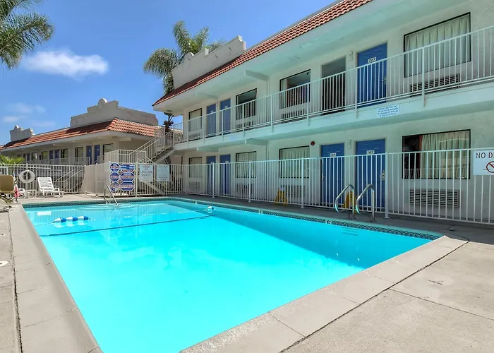Motel 6-Carlsbad, Ca - East Near Legoland
