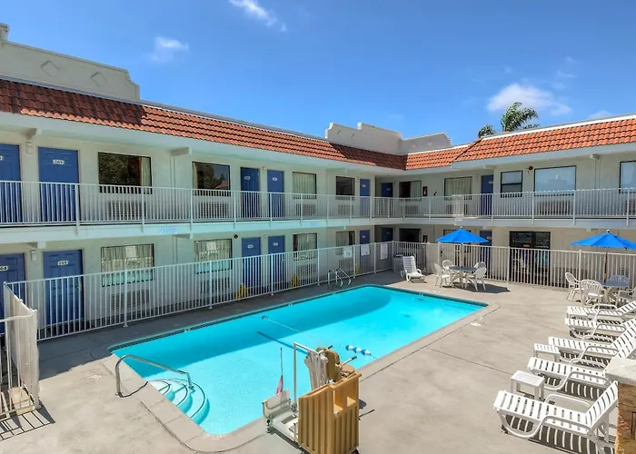 Motel 6-Carlsbad, Ca - East Near Legoland