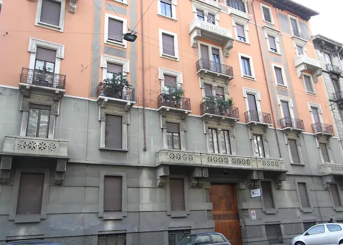Hotel near College: Hotel Brasil Milan
