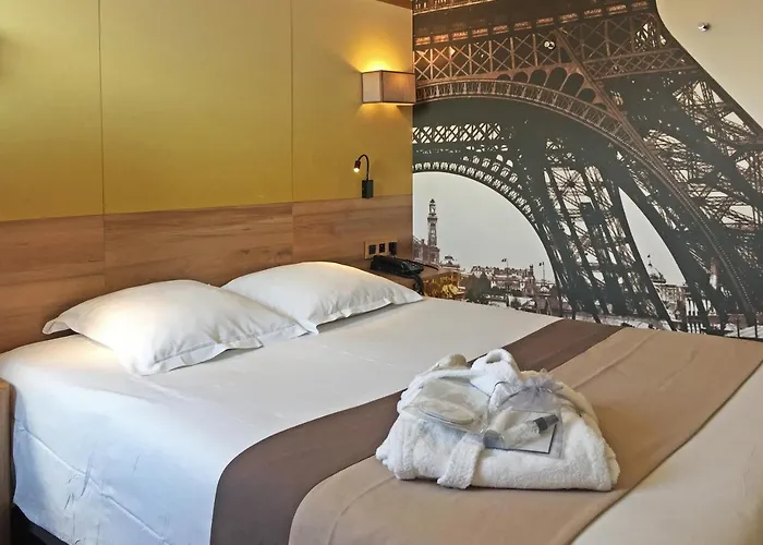 Hôtel de plage: Median Paris Porte De Versailles