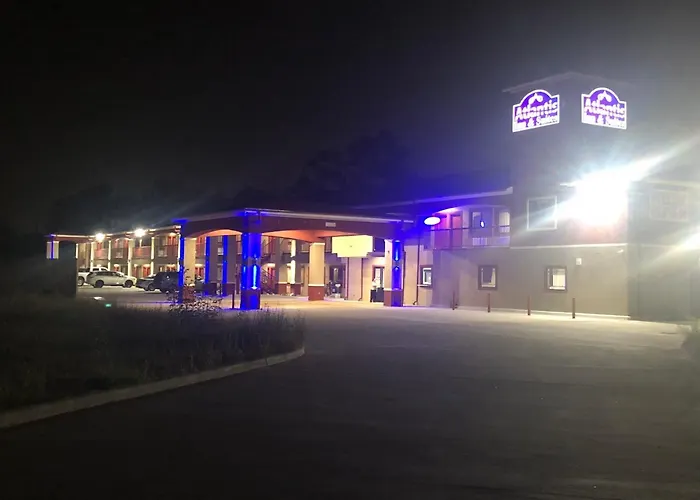 Atlantis Inn Suites