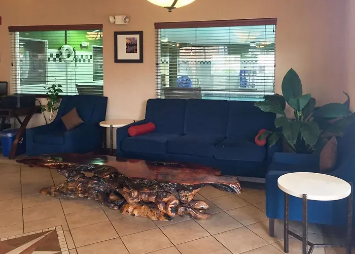 Comfort Inn & Suites-Portland Airport