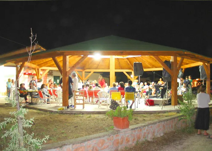  Camping La Pineta