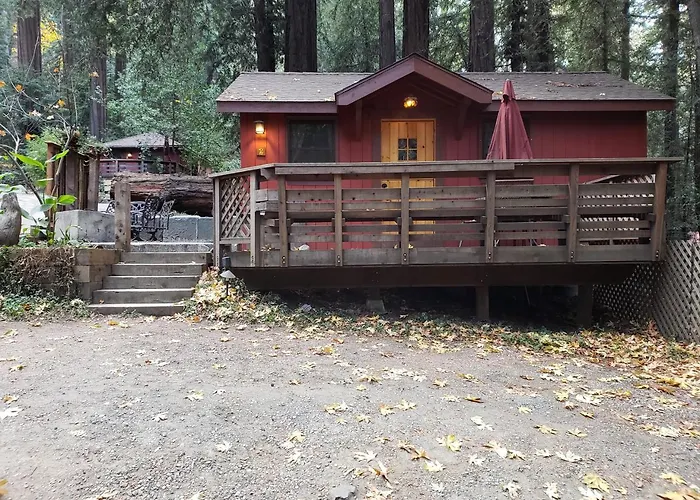Riverside Campground & Cabins