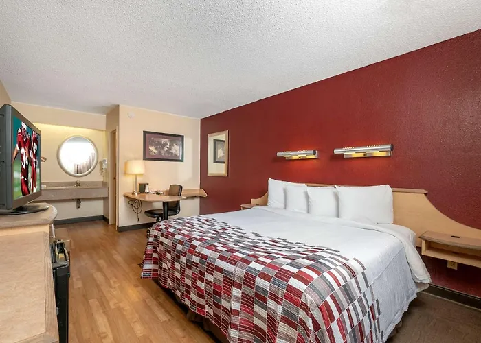 Red Roof Inn St. Louis - St. Charles