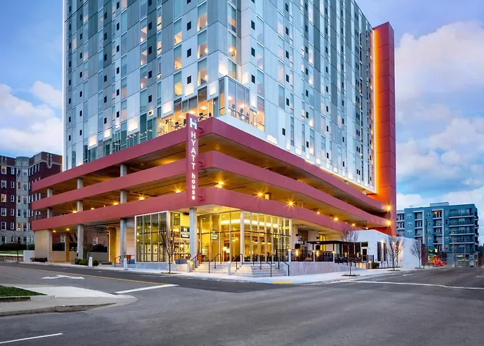 Hyatt House At Vanderbilt