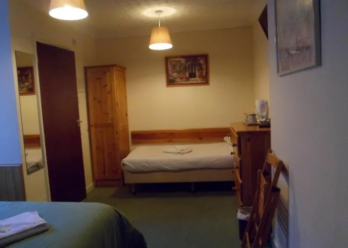 Carlton Lodge
