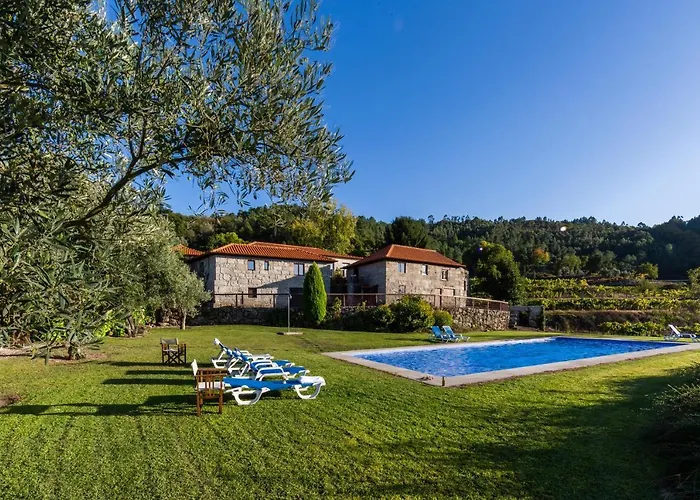 Vila da piscina: Quinta Da Pousadela - Agroturismo