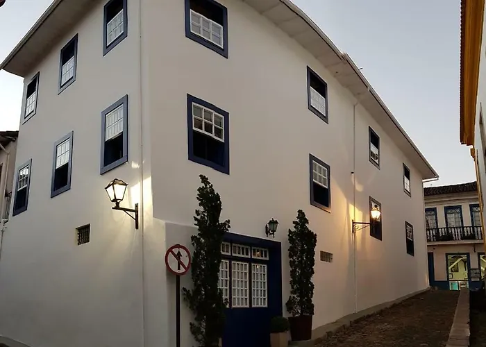  Casa dos Meninos B&B