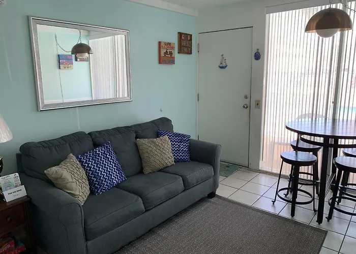 Four Winds Condo Motel