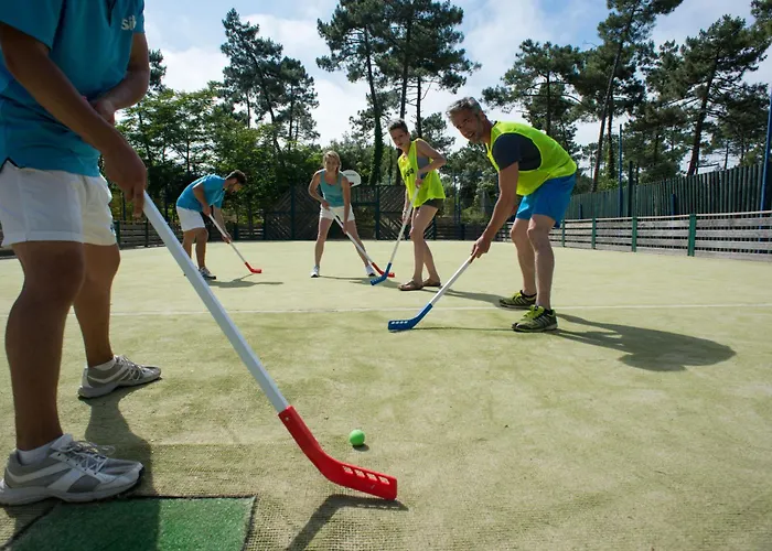 Hôtel de plage: Camping Officiel Siblu Bonne Anse Plage