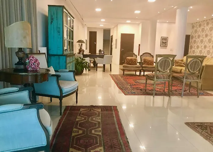 Apartamento: Suítes Trindade