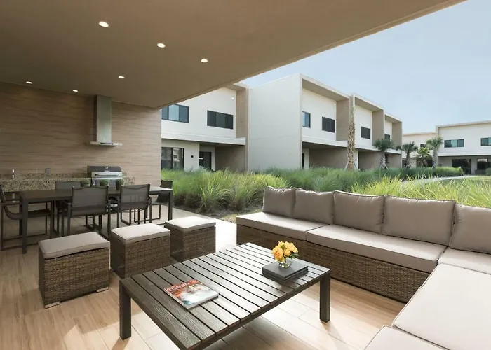 Hotel Spa: Magic Village Views Trademark Collection By Wyndham