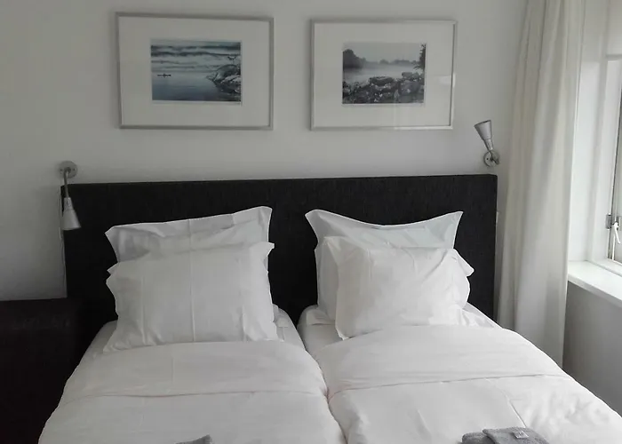 B&B: Pension 't hofje 350 meter van het strand