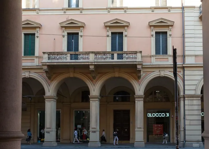 Hotel con tennis: B&B Second Floor Centro Storico Bologna