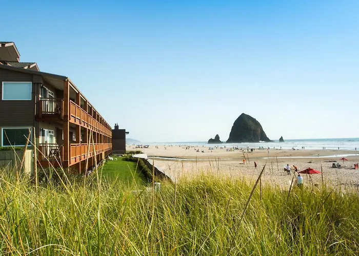 Luxury hotel only: Surfsand Resort