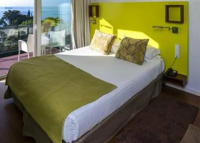 Hotel de 3 estrelas: Saboia Estoril Hotel