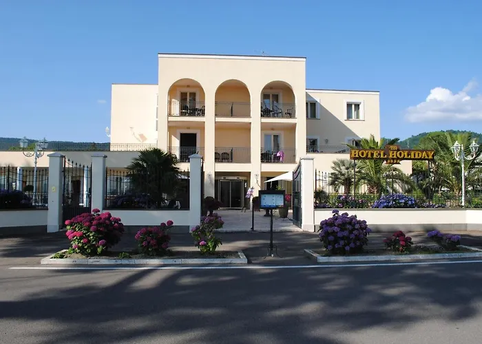 Hotel vicino al College: Hotel Holiday Sul Lago