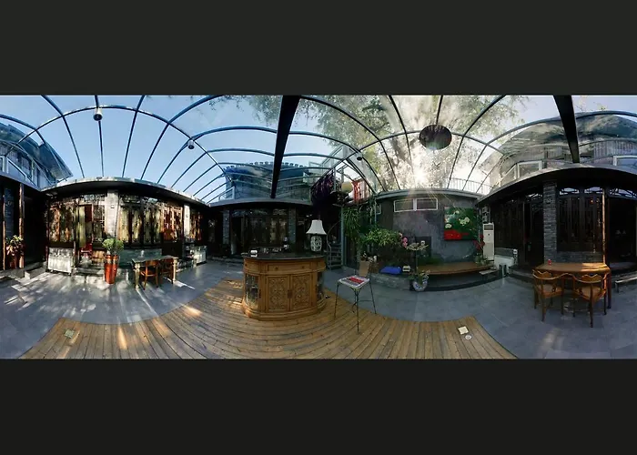  Kelly'S Courtyard