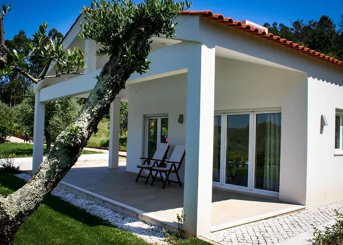 Vila: Encosta Da Camarinha