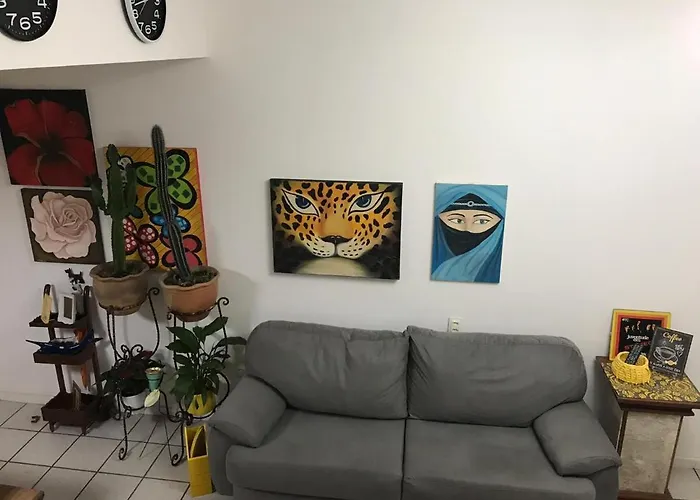 Yellow Hostel Praia Da Costa