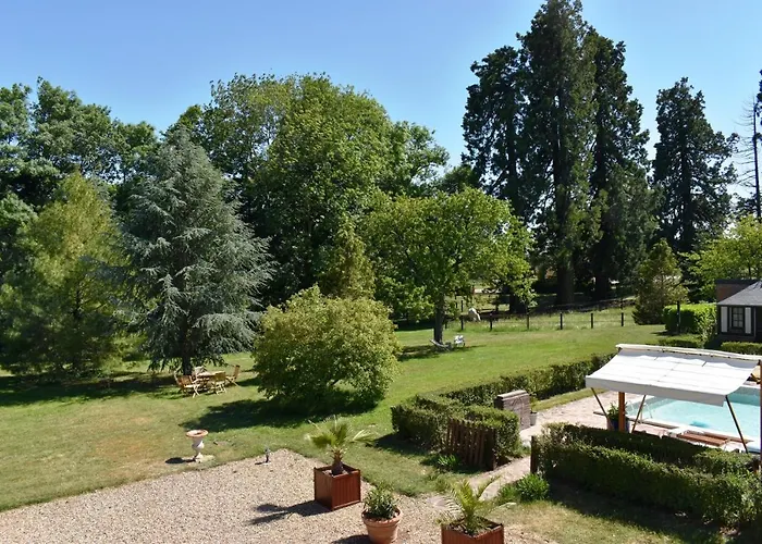 Manoir Des Tuileries Du Buisson
